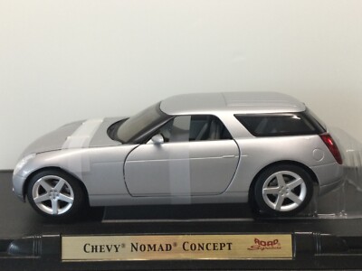 群青色　2000CHEVROLET 1/18スケール IG3592 1/18 NISSAN Fairlady Z (S30) Blue 湾岸MIDNIGHT