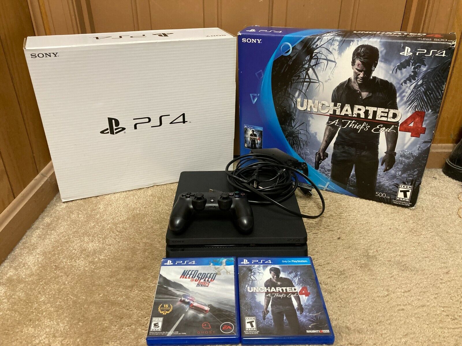 Console Playstation 4 500Gb Slim Com Jogo Uncharted 4 Bundle - Escorrega o  Preço