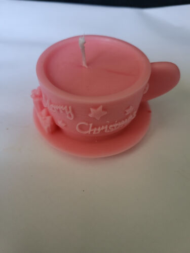 Christmas Teacup Candle - Picture 1 of 4