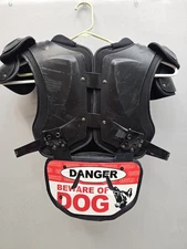 Xenith Velocity 2 Football Shoulder Pads with Backplate Youth Medium 17"-18"