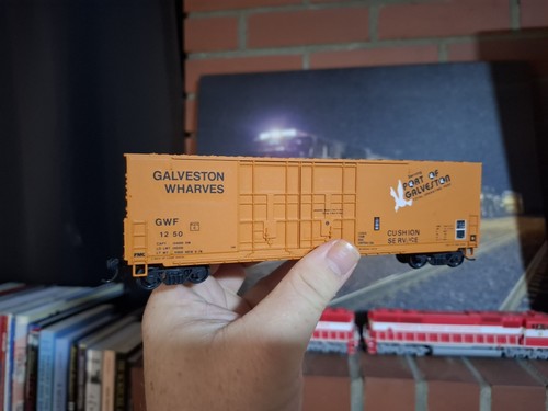 ***PINTADO PERSONALIZADO*** Roundhouse Galveston Wharves 50' P-S 5277 DD Boxcar | Condition: Used