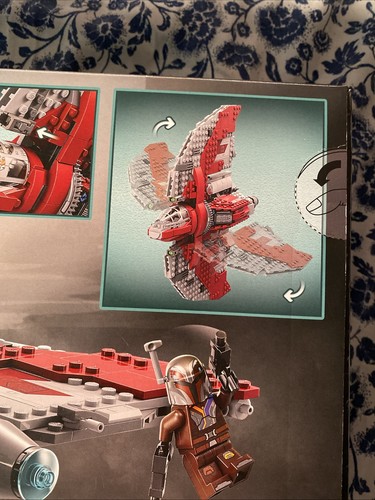 FACTORY SEALED LEGO Star Wars: Ahsoka Tano's T-6 Jedi Shuttle (75362) 599 PCS 9+ - Picture 7 of 14