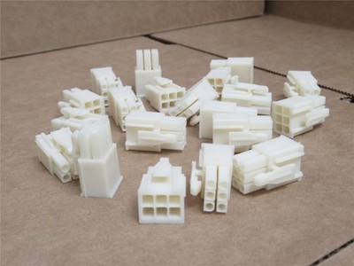 229502 New-No Box; AMP 172168-1 Lot-20 Rectangular Connector 6-Pos; 2-Row; 600V
