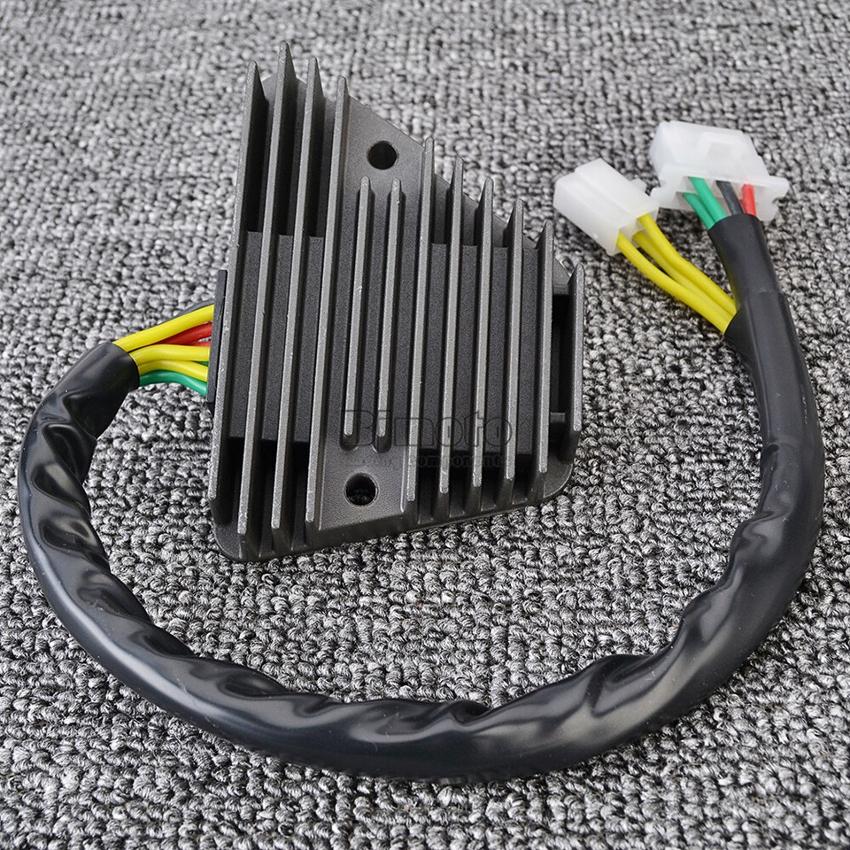 Buy Used Voltage Regulator Rectifier 1985 86 Honda VF750C VF 700 V45 Magna SH541-12 In Richfield - Foto 4