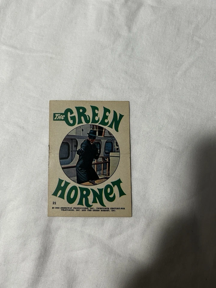 1966 Topps Green Hornet Set Break Sticker #21 Hi-Grade No Creases Centered - Image 2 of 4