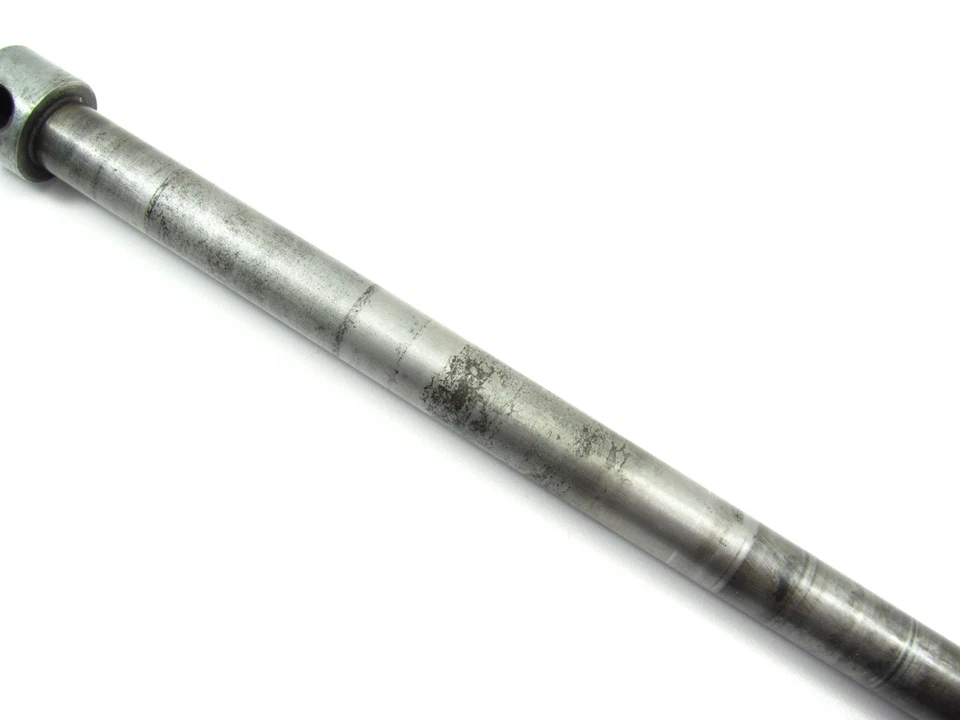 1972 SUZUKI 72 TC90 TC 90 TC90J BLAZER - FRONT WHEEL AXLE BOLT SHAFT Foto 4 de 4