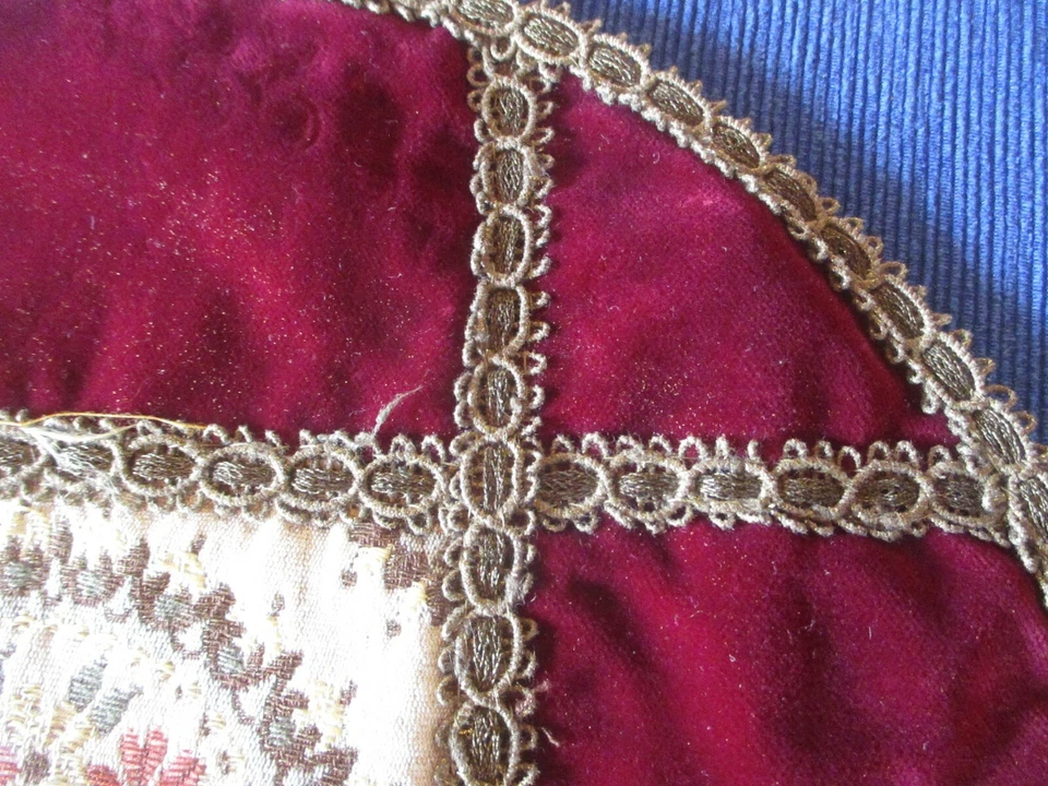 Napperon N°310 tapis centre de table tapisserie velours Napoléon III ?  29 cm  - Photo 4/4