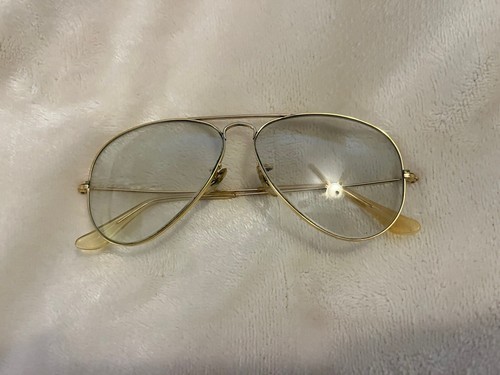 Vintage B&L Bausch Lomb Ray Ban Aviator Gold Tone Frame Gray Lenses W/New Case
