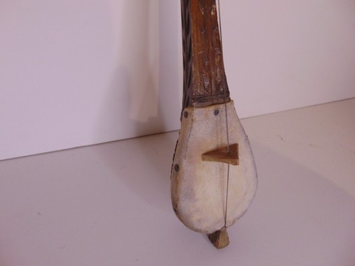 Gusle or Guzla traditional instrument from former Yugoslavia - Picture 7 of 9