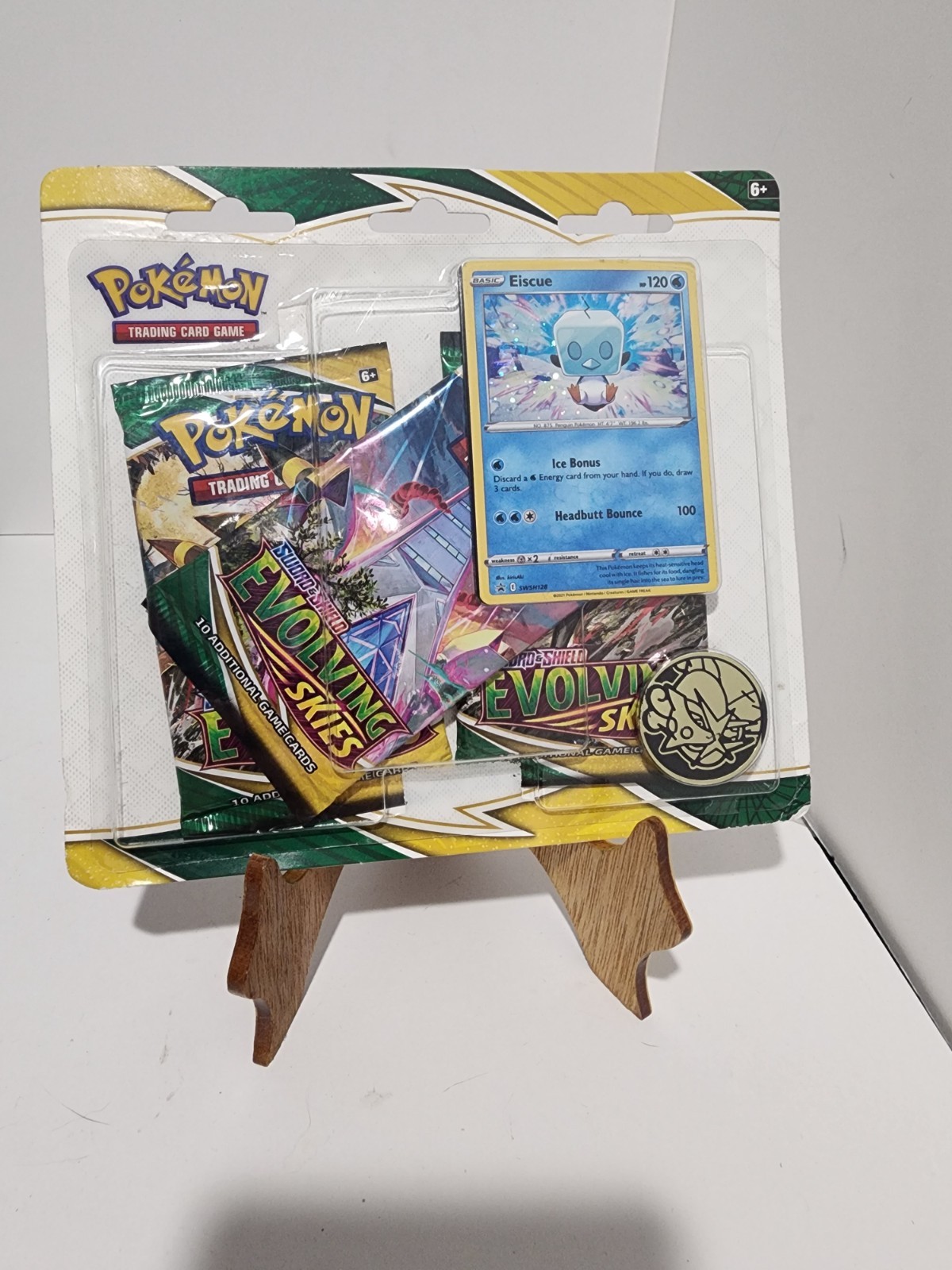 Pokemon Trading Card Game: Sword and Shield - Evolving Skies Three Booster Packs