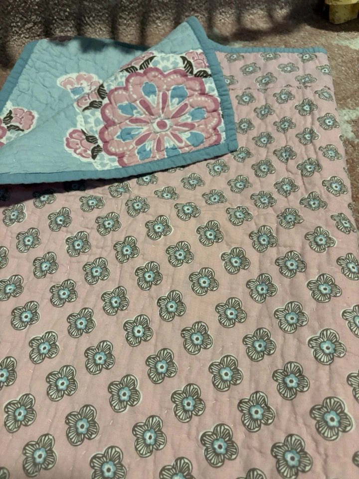 Edredón y falda de cama Pottery Barn para cuna niños niñas Foto 2 de 4