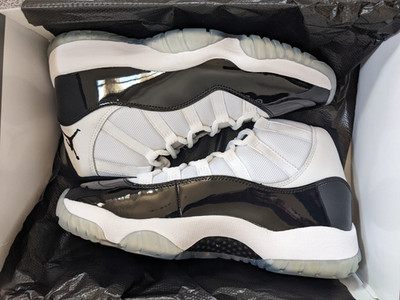 Nike Air Jordan XI 11 Concord Concords 8.5 new black white