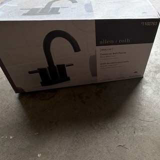 allen roth Harlow Matte Black Centerset 4in 2 Handle Lever WaterSense 1102763