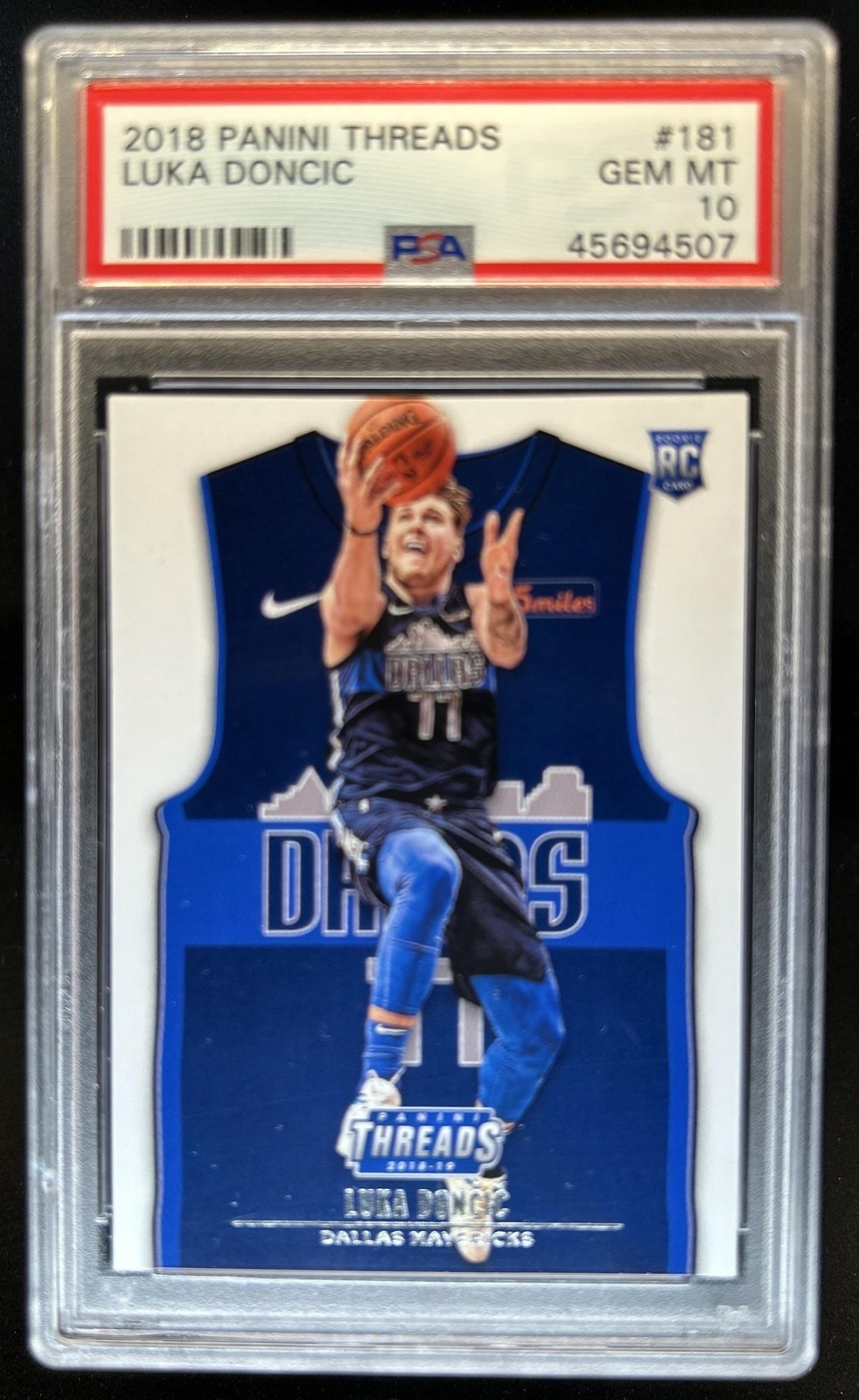 2018-19 Panini Threads Luka Doncic RC Rookie #181 Mavericks PSA 10 GEM MINT