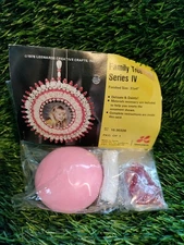 Vintage LeeWards FAMILY TREE Picture Christmas Ornament Fuchsia Kit 16-30326 NOS