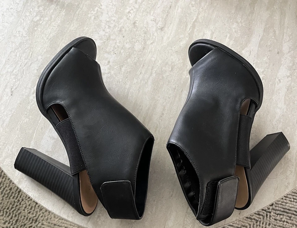 Call It Spring Black Peep Toe Ankle Strap Block Heel Booties Size 7 - Image 2 of 4