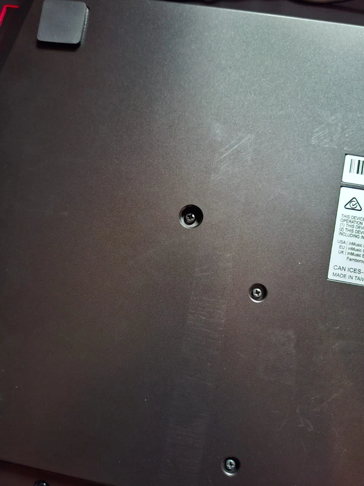 AKAI Professional MPC Key 37 - Synthesizer Sampler inkl. Decksaver + Rg 06/2025 - Bild 4 von 4