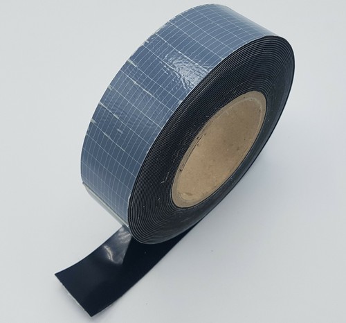 diconfa Gummistreifen SELBSTKLEBEND 60mm (6cm) breit - WÄHLBAR - Dicke : 1mm bis 5mm - LÄNGE : 0,05 bis 10m ==> 2950mm (295cm) lang, 1mm stark - Gummimatte Meterware - stark klebend günstig auf