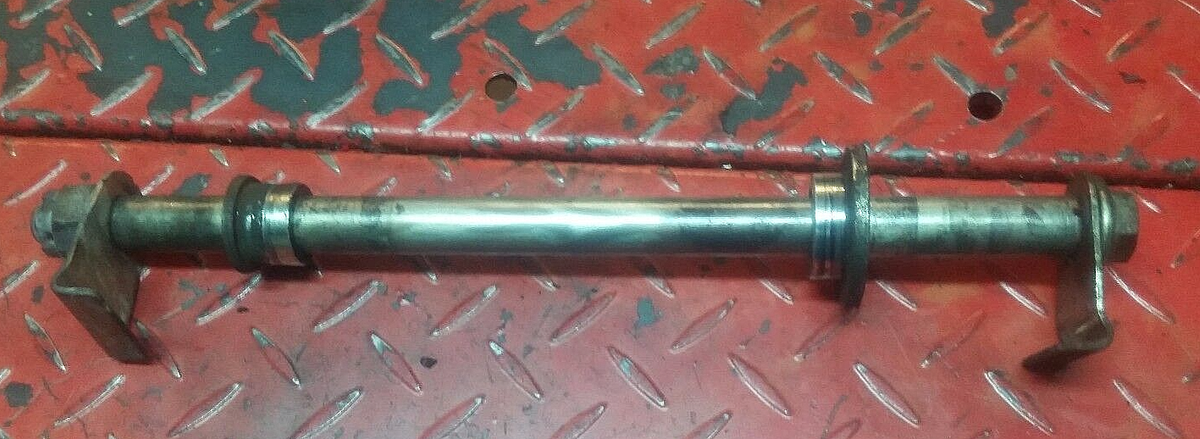 93-04 Kawasaki Rear Axle ZX6e 600 Ninja Motorcycle with Collars