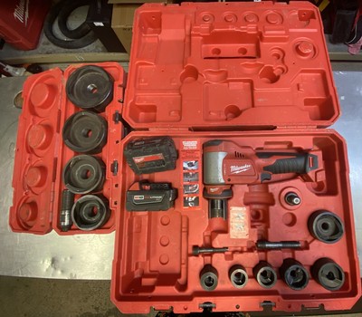 Milwaukee Hydraulic Knockout Set 1/2