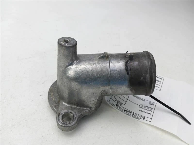 Ford Expedition 2004 carcasa termostato Foto 2 de 4