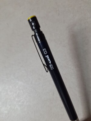 三菱鉛筆　Hi-uni3-3050 青カーボン　0.3 Mitsubishi hi-Uni 3-3050 carbon fibre - 0.3mm Drafting Mechanical