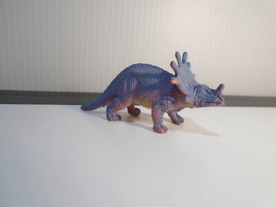 MINIATURE STYRACOSAURUS DINOSAUR 2.75'' FIGURE UNBRANDED (MA1784)