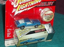 JOHNNY LIGHTNING 1968 FORD MUSTANG SHELBY GT500 FASTBACK w COLLECTOR TIN 1/64