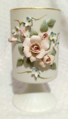 5 piece Lefton China Raised Pink Roses Bud Vase Cigarette holder 3 ashtrays 1196 - Picture 4 of 12