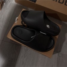 adidas Yeezy Slide Black Men's Synthetic Sandals US 10 New with Box