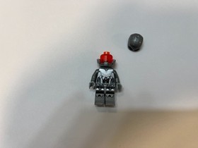 LEGO Marvel Avengers Ultron Minifigure 2015 MCU From Set 76032