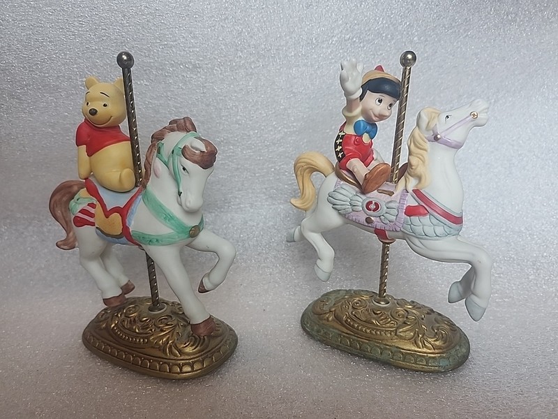 New England Collectors Society Disney Pinocchio/ Winnie The Pooh Carousel Pair