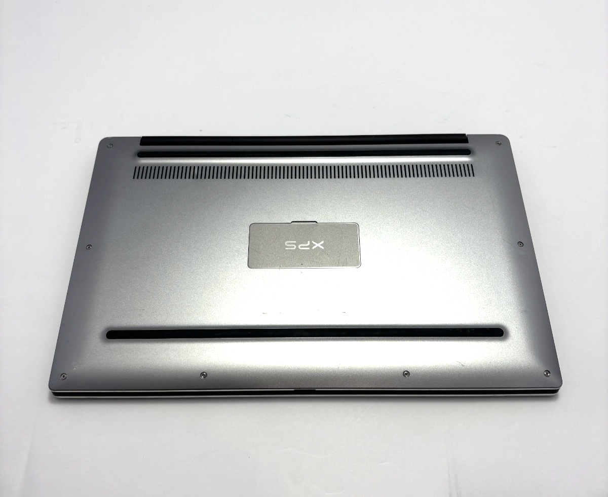 Dell XPS 13 9350 Laptop Intel Core i7-6th Gen 8GB RAM 256GB SSD