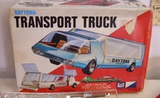MPC DAYTONA TRANSPORT TRUCK MODEL KIT 1/25 #508-200