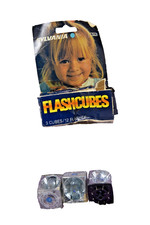 1970s GTE Sylvania Blue Dot Flash Cubes 3 Cubes/12 Flashes New Open Box