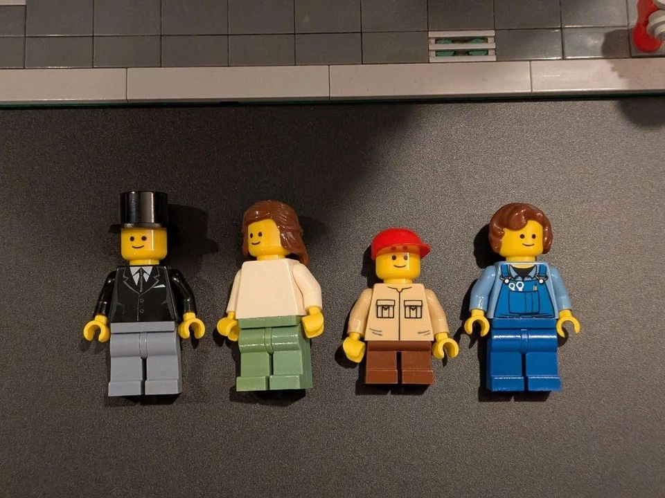 LEGO Green Grocer 10185 Creator Expert Modular Building 2008 Used no box #0109 - Image 2 of 2