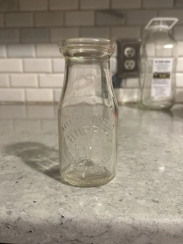 Bupp’s Dairy Hanover Pa Half Pint Embossed Glass Milk Bottle Vintage York County