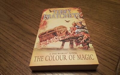 TERRY PRATCHETT *The Colour of Magic* Discworld ungelesen !!  wie neu