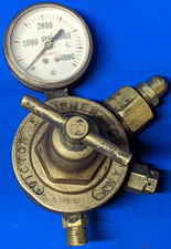 VICTOR COMPRESSED GAS REGULATOR MAX INLET PRESSURE: 350PSI S/N: 299222