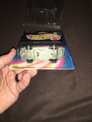 Hot Wheels 1986 #1448 Corvette Stingray, Silver W/Black Interior, Speed Fleet - Picture 7 of 13