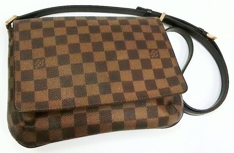 Used/Good condition] LOUIS VUITTON Damier Musette Tango Long