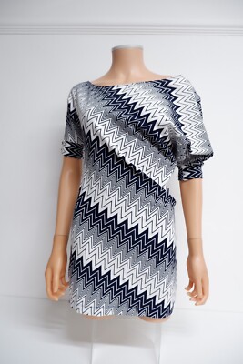 Beach Bunnies Kardashians Kleid Gr. M Medium UK 10 Bademode sehr guter Zustand