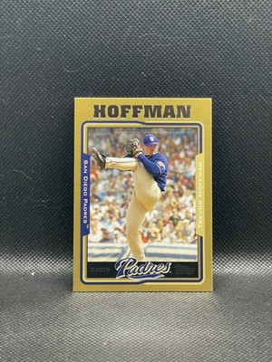 2005 Topps Trevor Hoffman #203 Gold /2005 San Diego Padres HOF