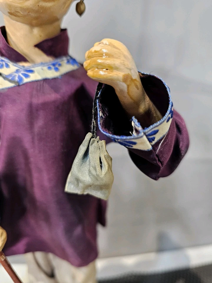 Par de muñecas chinas de hombre y mujer mayor de 14" con ropa de seda c. 1920 hombre sin fi Foto 4 de 4