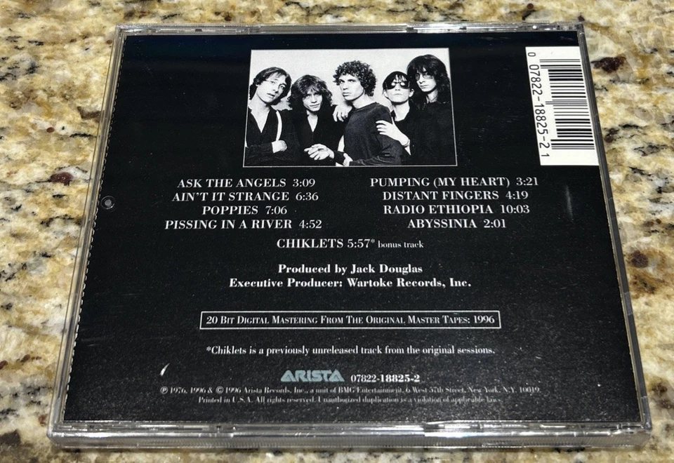 PATTI SMITH GROUP- RADIO ETHIOPA CD 1996 ARISTA RECORDS Foto 4 de 4