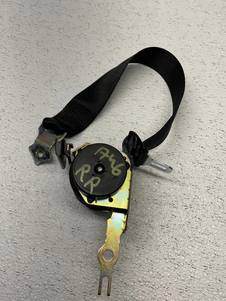 2001-2005 BMW 330I E46 ЗАДНИЙ ПРАВЫЙ БОКОВОЙ РЕМЕНЬ БЕЗОПАСНОСТИ НАТЯЖИТЕЛЬ ЧЕРНЫЙ OEM - Изображение 3 из 4