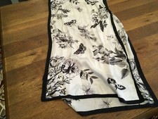 VTG BLACK  WHITE BUTTERFLIES  FLOWERS RECTANGLE SCARF
