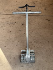 Ladbrooke Soil Blocker Multi 20 Long Handle (Used)