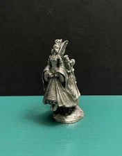 Hudson Pewter Fairy Forest Fae Royal Queen Pixie Servant Diorama Mini Figurine