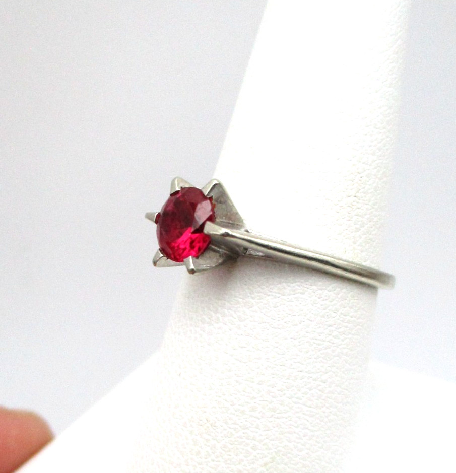 10K White Gold Ruby Solitaire Ring Size 7.50 - 7.… - image 4